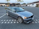 BMW E46 330i Touring - BMW 330 Kombi 330i e46 mit Benzin-Antrieb