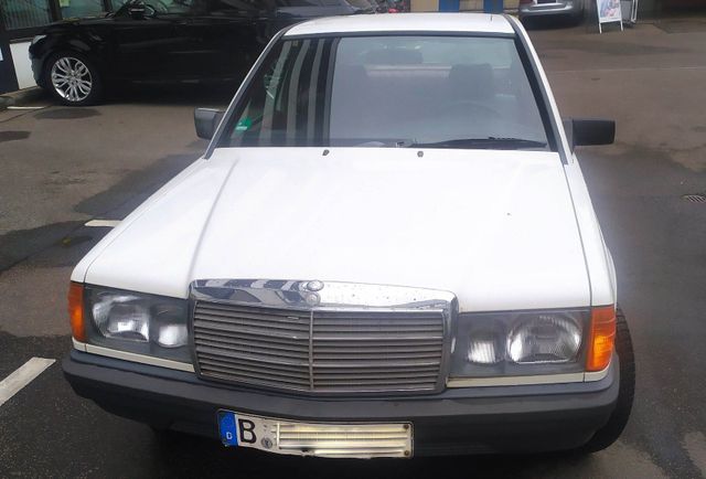 Mercedes-Benz Oldtimer MB 190E