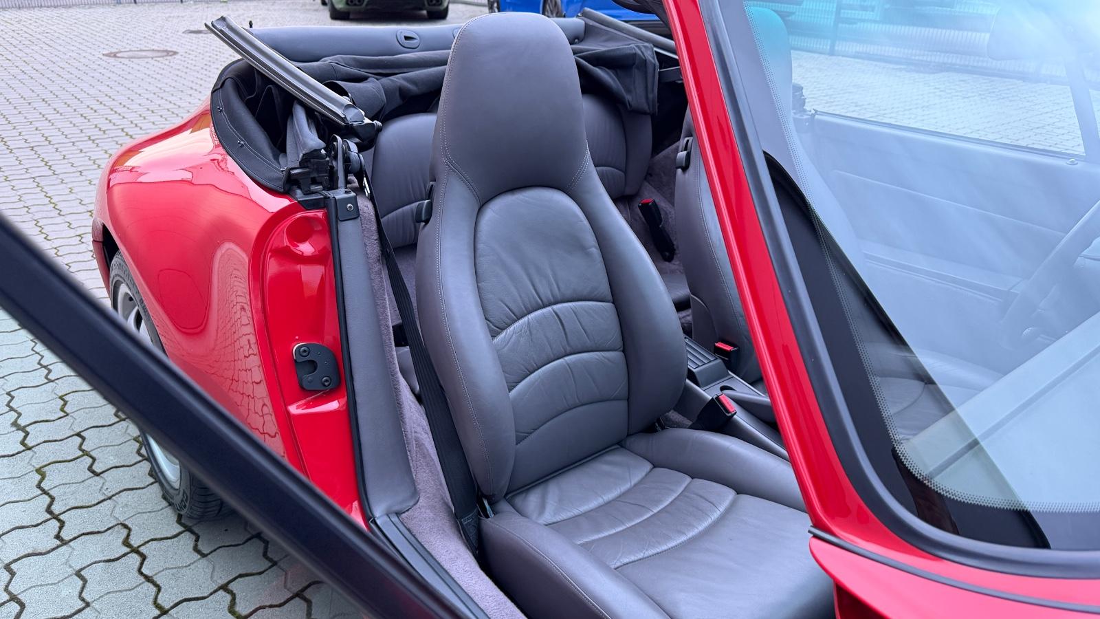 Porsche 911 Carrera Cabrio Tiptronic 2 Hand, Unfallfrei