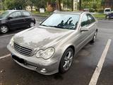 Mercedes-Benz Mercedes W203 C180 Kompressor - Mercedes-Benz W203
