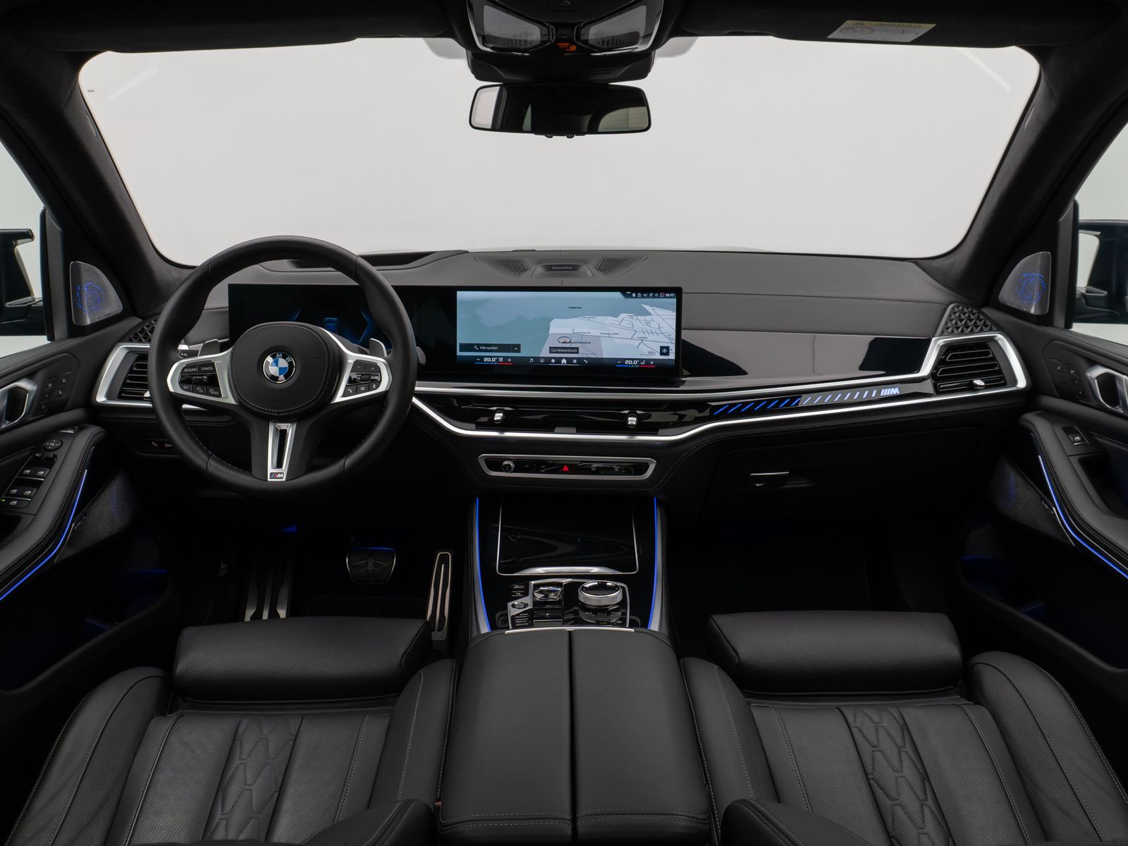 Fahrzeugabbildung BMW X5 M60i Panorama 360° B&W SoftCL Massage 22Zoll