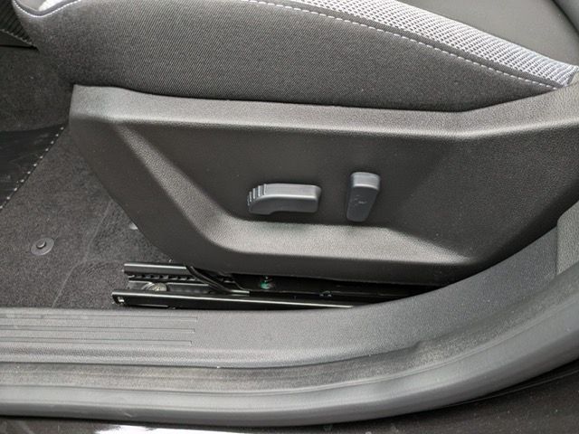 Fahrzeugabbildung Dacia Bigster Journey TCe 140