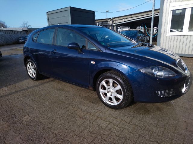 Seat Leon 1.6 Reference+KLIMA+TÜV 07/2025+AHK