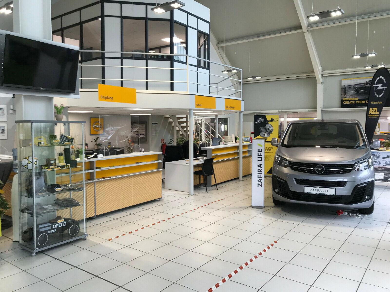 showroom-image-top
