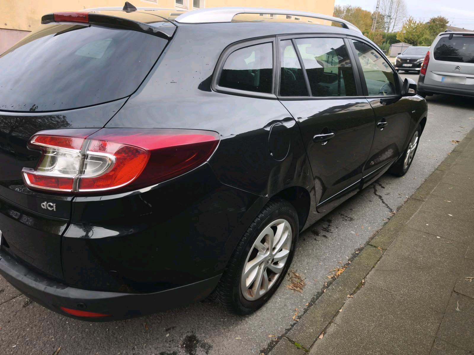Renault Megane 2015 — photo 15