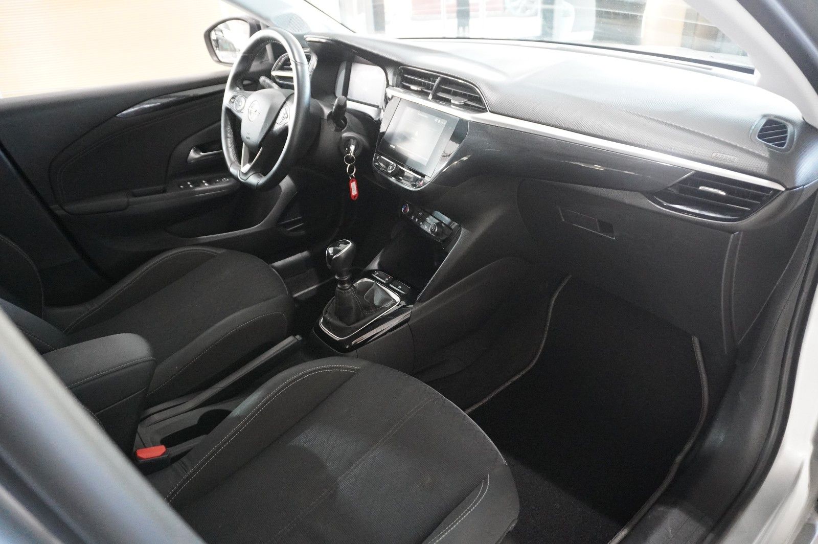 Fahrzeugabbildung Opel Corsa F 1.2 ELEGANCE NAVI/LED/VIRTUAL/SPORT/DAB+