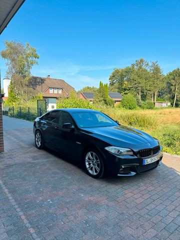 BMW F10 525D ( sehr guter Zustand Headup-D...