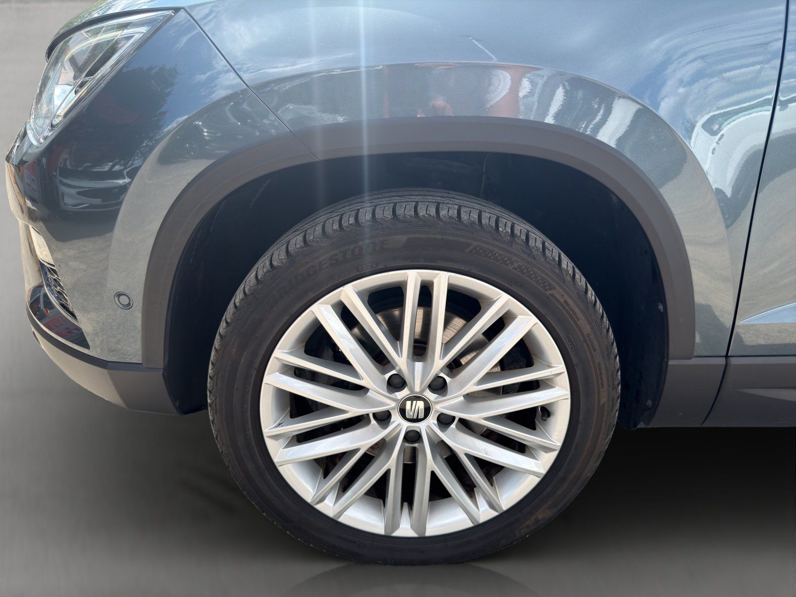 Fahrzeugabbildung SEAT Ateca 1.4 TSI Xcellence/PDC/NAVI/Klimaautomatik