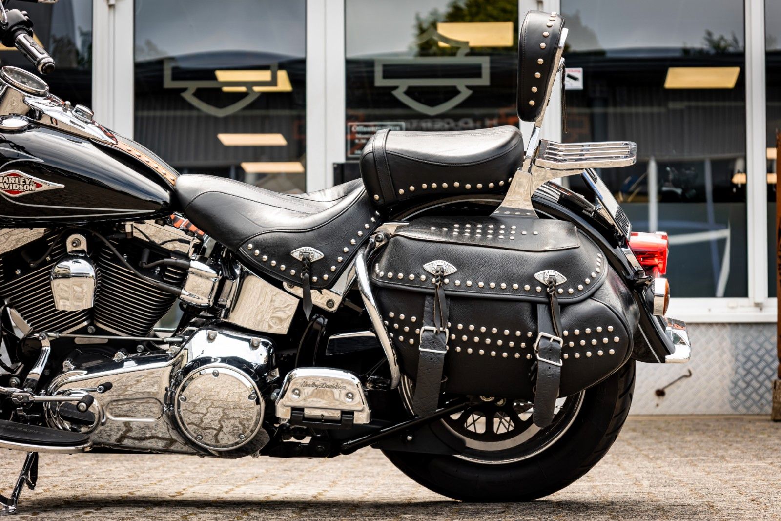 Fahrzeugabbildung Harley-Davidson Heritage Classic FLSTC 96cui - Remus -