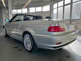BMW 320 Ci Cabrio+PDC+SHZ+KLIMAAUT+SOUNDSYSTEM - BMW 320 aus 2001: 320ci
