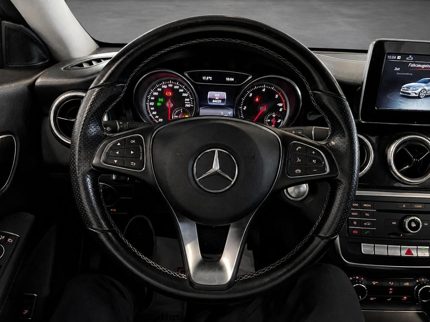 Mercedes-Benz CLA 200 Business 2. Hd BT Sport foto 10