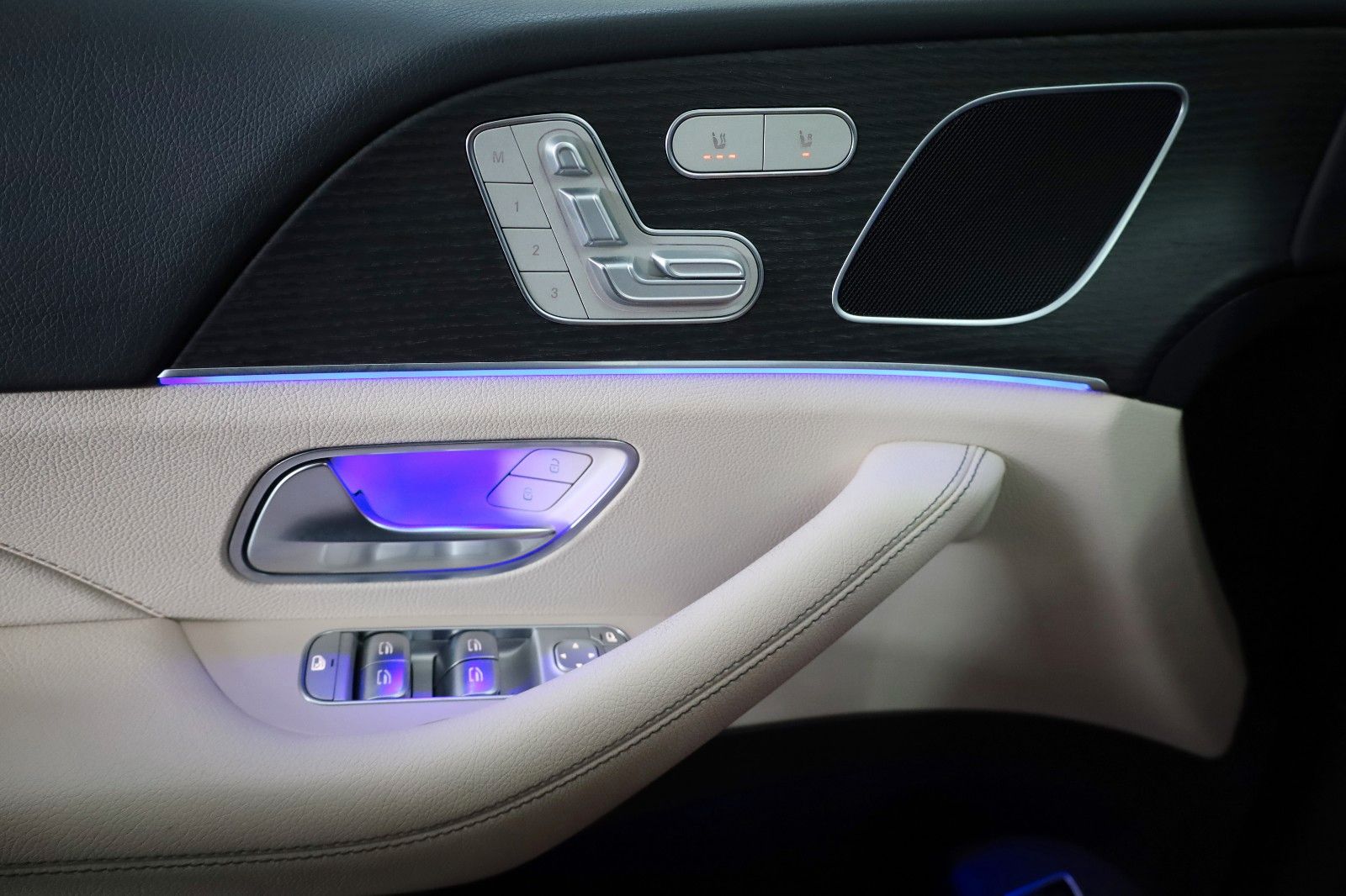 Fahrzeugabbildung Mercedes-Benz GLE 350 de Coupe AMG line,Navi,LED,360Kamera,ACC