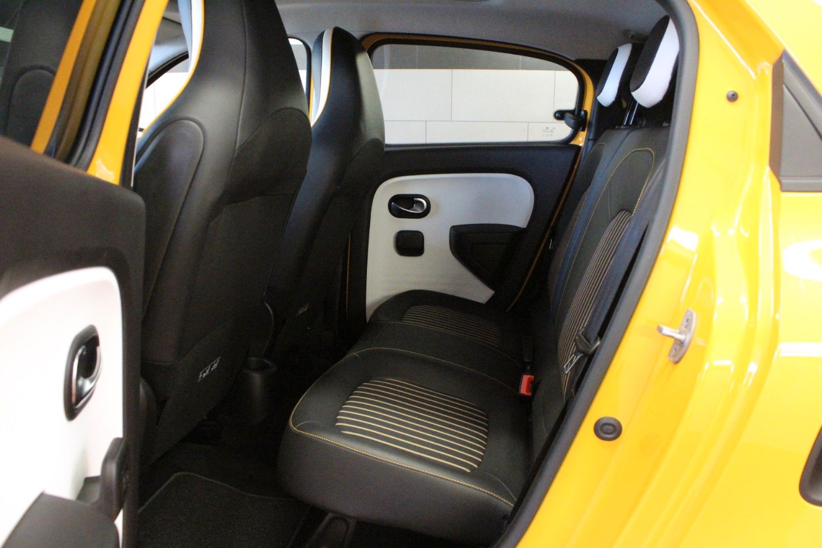 Fahrzeugabbildung Renault Twingo SCe65 Intens*Easy Link*Faltdach*