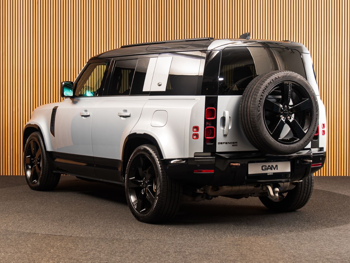 Land Rover Defender 110 X-Dynamic HSE P400e TOWBAR-22" imagem 3