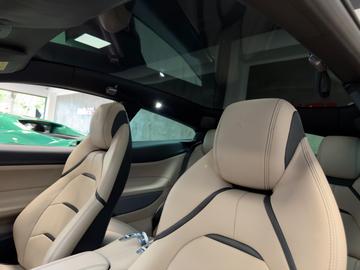 صورة مصغرة 32 لـ 2016 Ferrari GTC4LUSSO