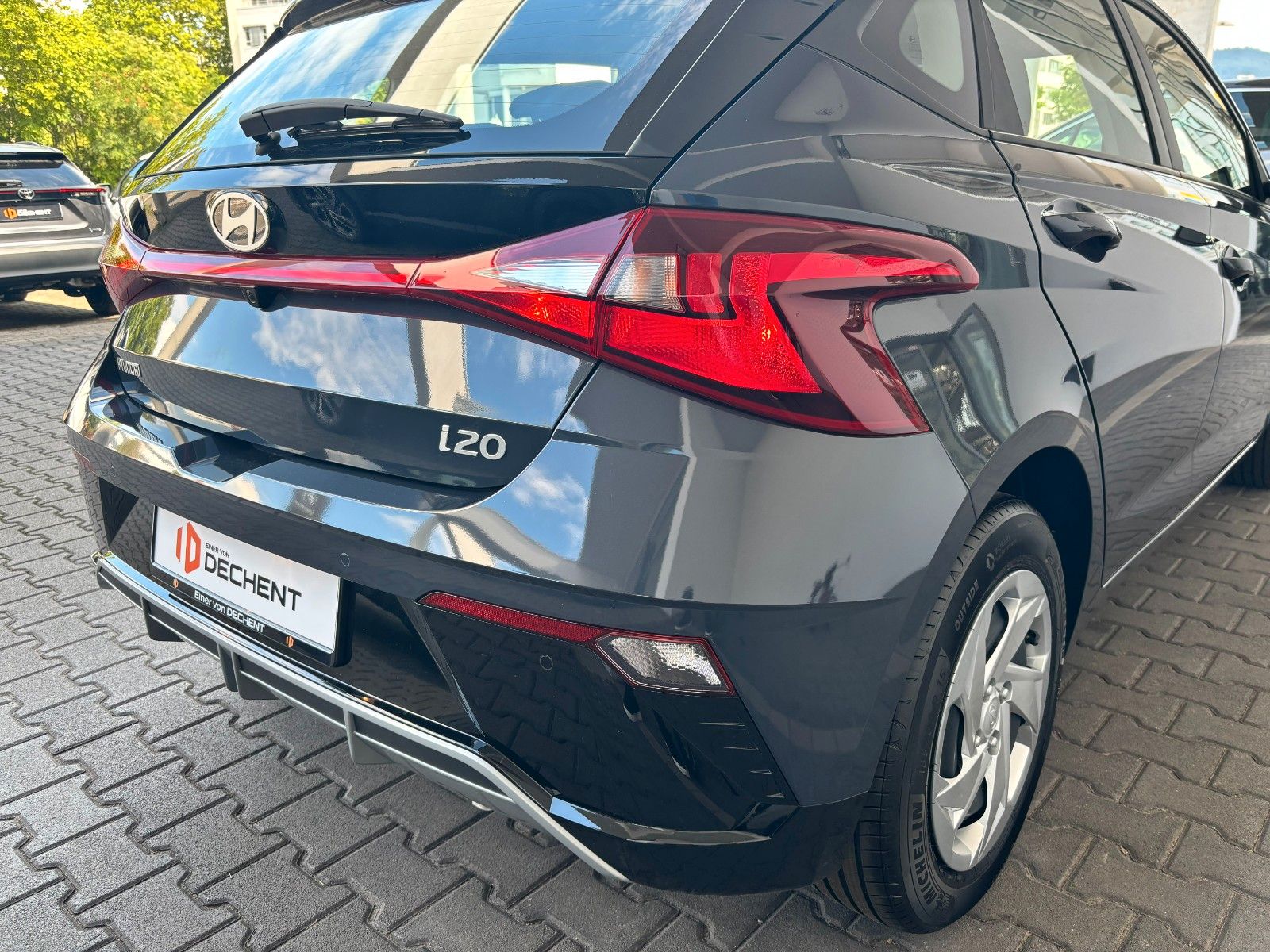 Fahrzeugabbildung Hyundai i20 Select Navi/PDC/Kamera!