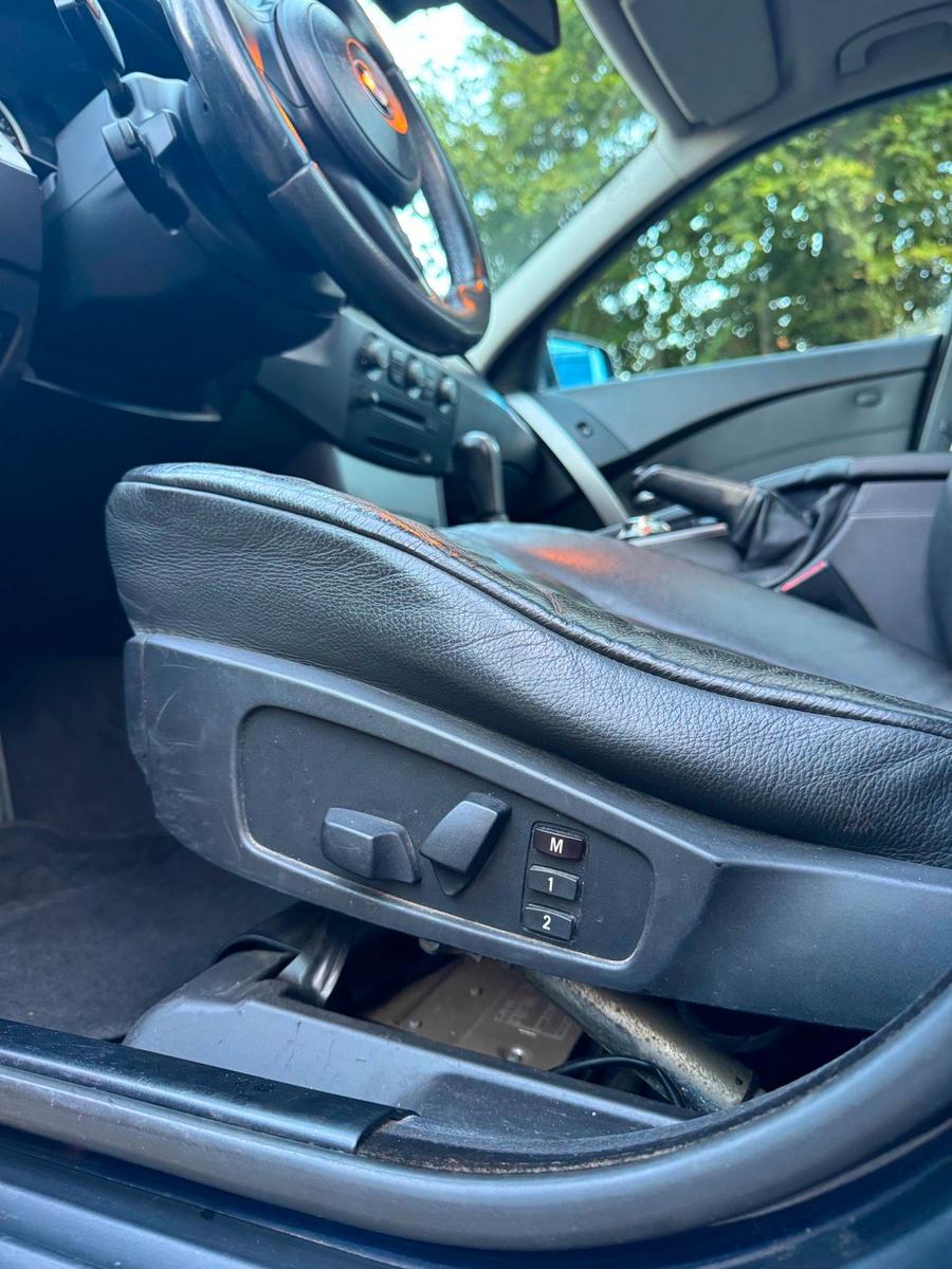 BMW 525 2004 — photo 8