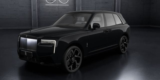 Rolls-Royce Cullinan BLACK BADGE | 2025 | 4 Seats | On Stock