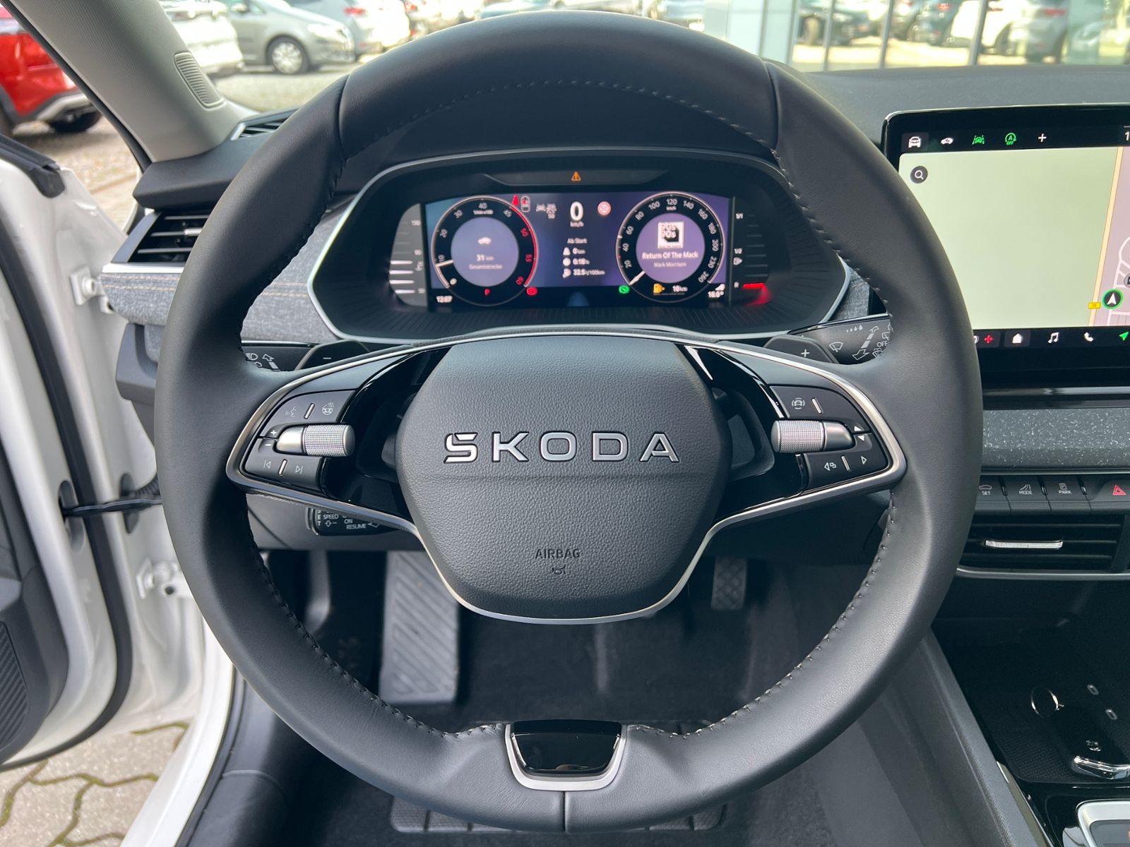 Fahrzeugabbildung SKODA Octavia Combi Tour 2.0 TDI DSG *AHK, LED, ACC, K