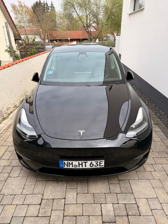 Image of Tesla Model Y