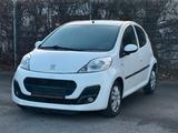 Peugeot 107 TÜV + INSPEKTION + REIFEN + BREMSEN NEU !!! - gebrauchte Peugeot 107 aus dem Jahr 2012