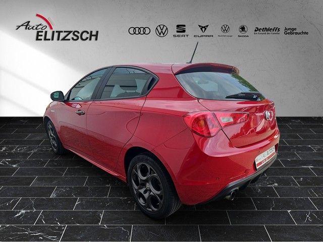 Fahrzeugabbildung Alfa Romeo Giulietta 1.4 TB 16 V KLIMAAUTOMATIK PDC GRA