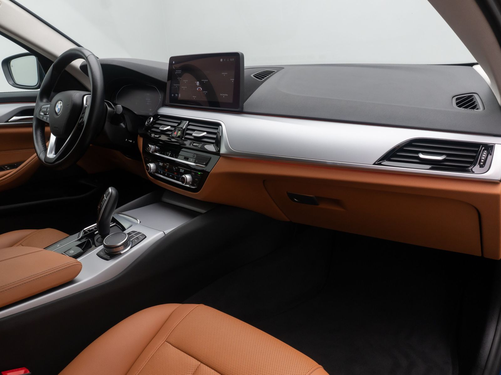 Fahrzeugabbildung BMW 530d Sport Komfort DAB Kamera 4xKlima Alarm