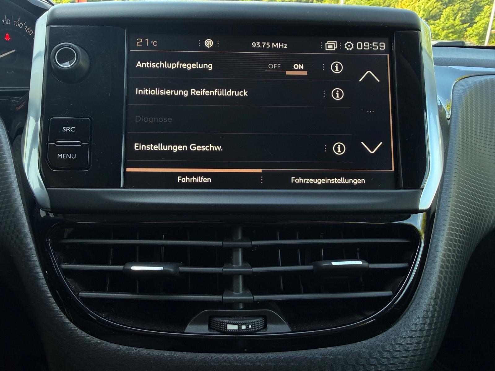 Peugeot 2008 Active SHZ*PDC*KLIMA*AUTOMATIK*