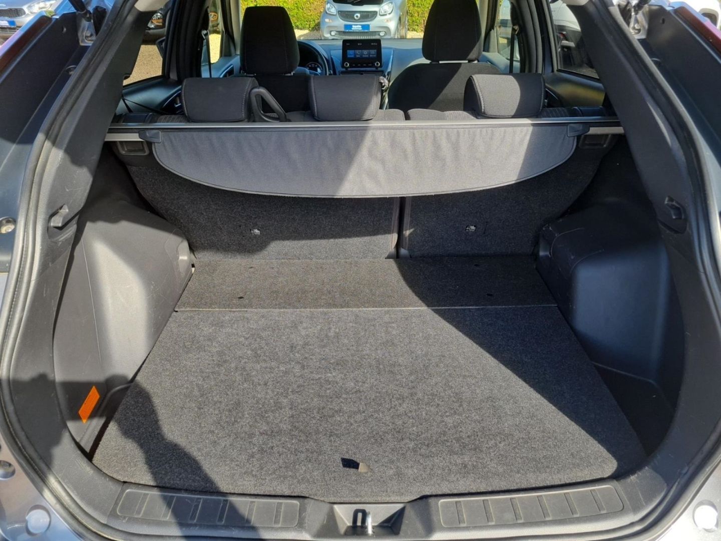 Fahrzeugabbildung Mitsubishi Eclipse Cross Basis 2.4 PHEV 4WD ALLWETTER+KAMER