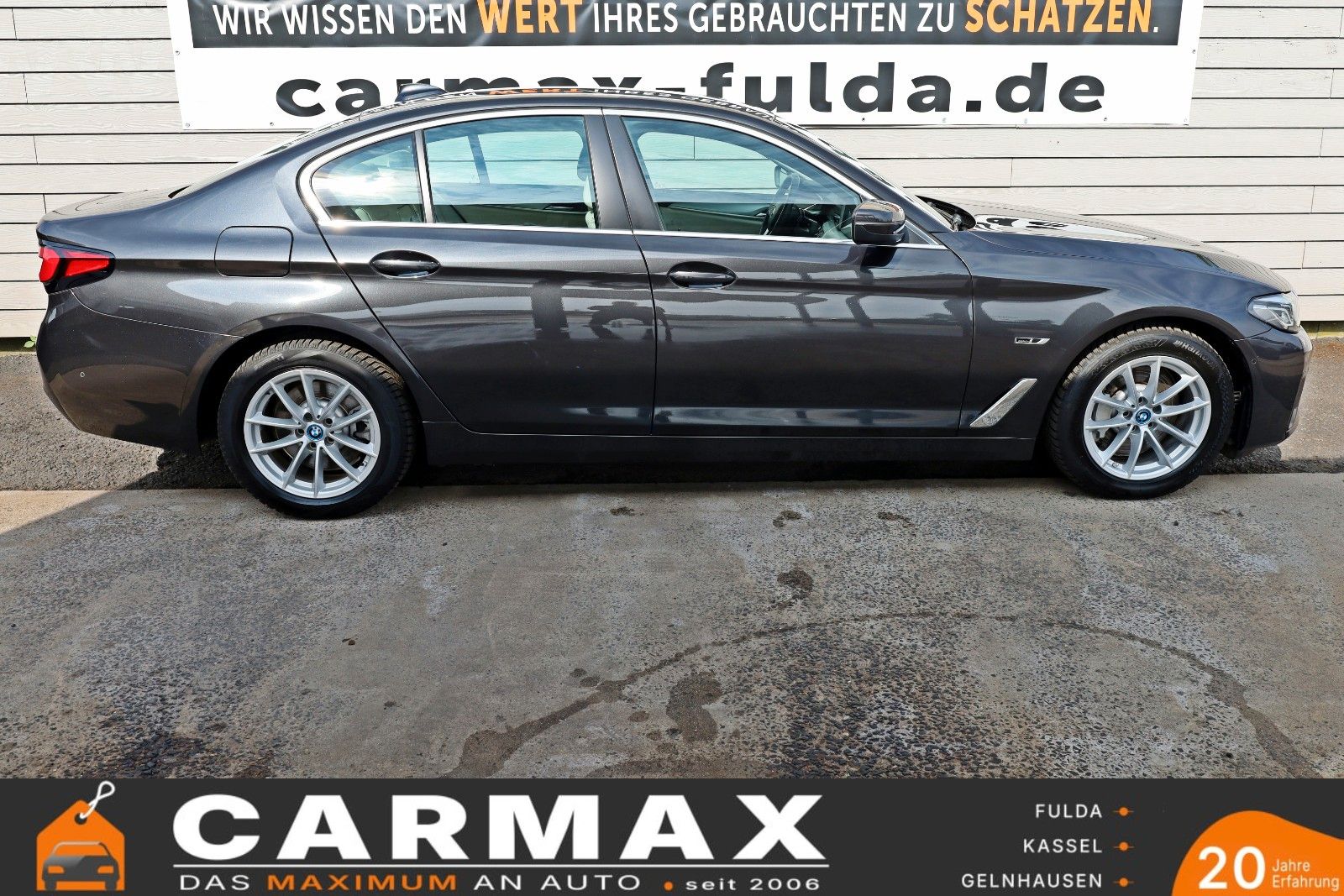 Fahrzeugabbildung BMW 530e Leder,Navi,LED,SpSi,SH,Kamera,Parkassist.