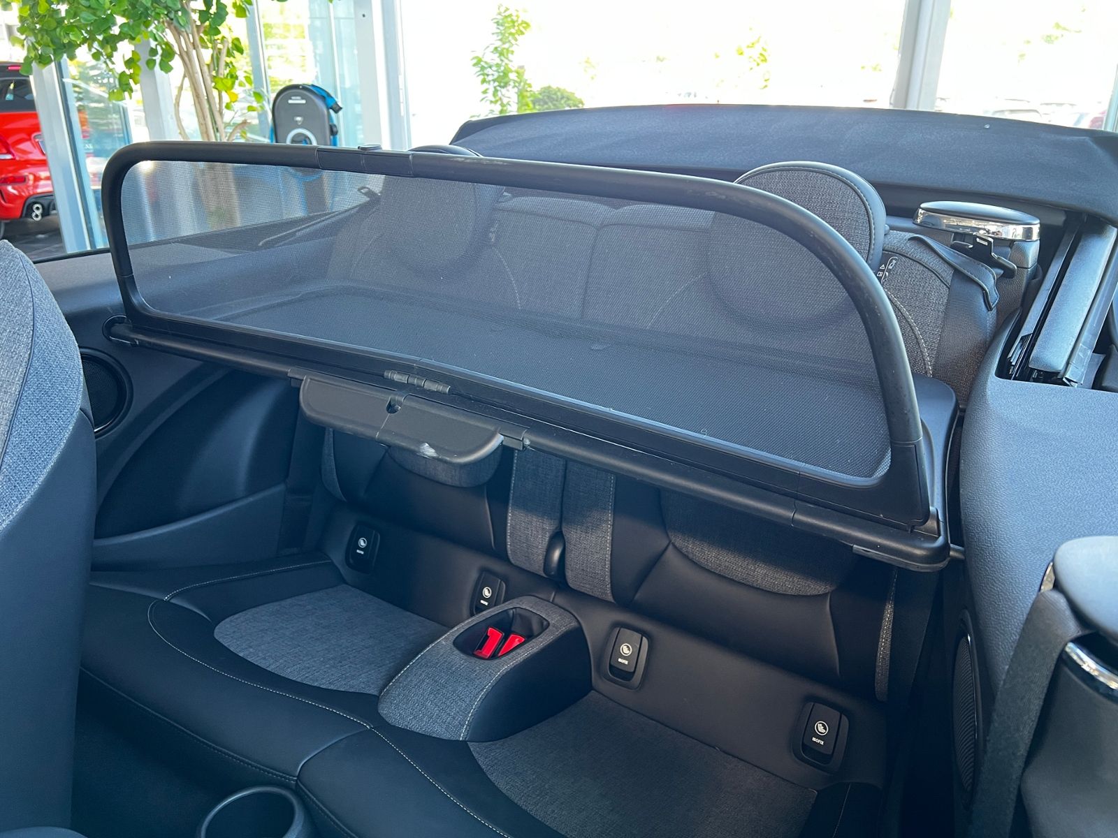 Fahrzeugabbildung MINI Cooper S Cabrio Chili LED NAVI SHZ