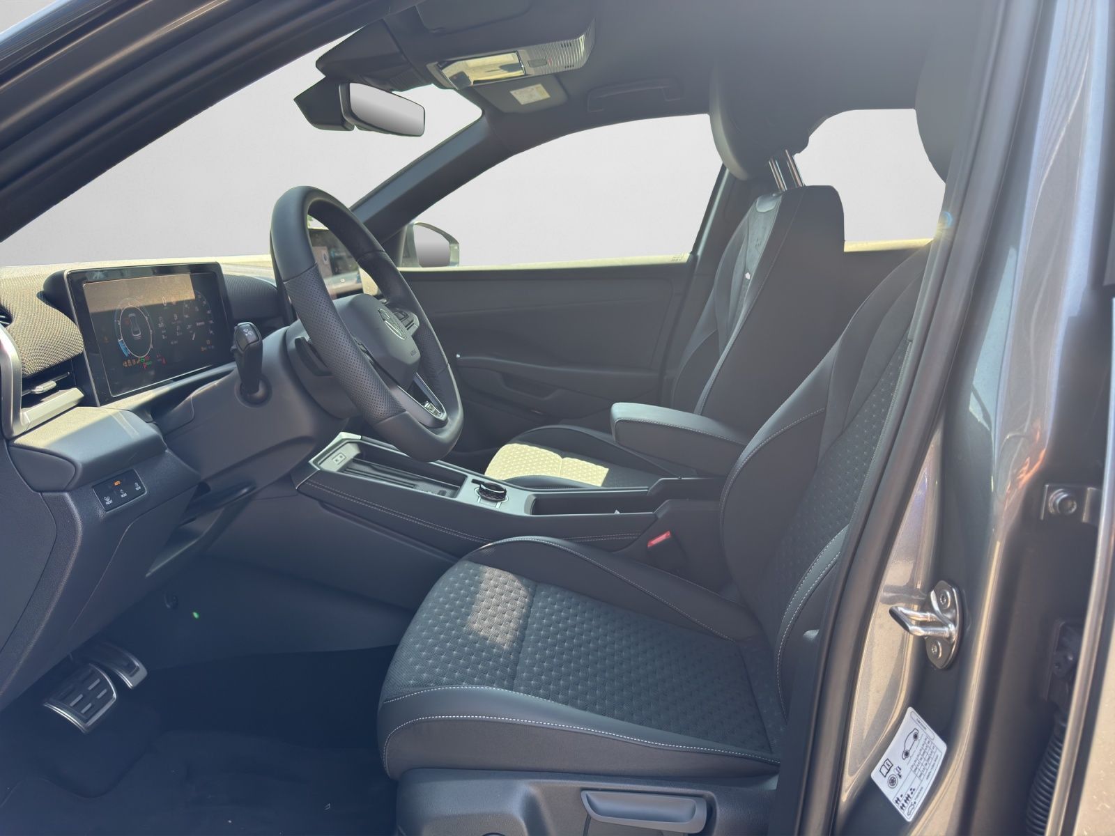 Volkswagen T-Roc - Bild 14