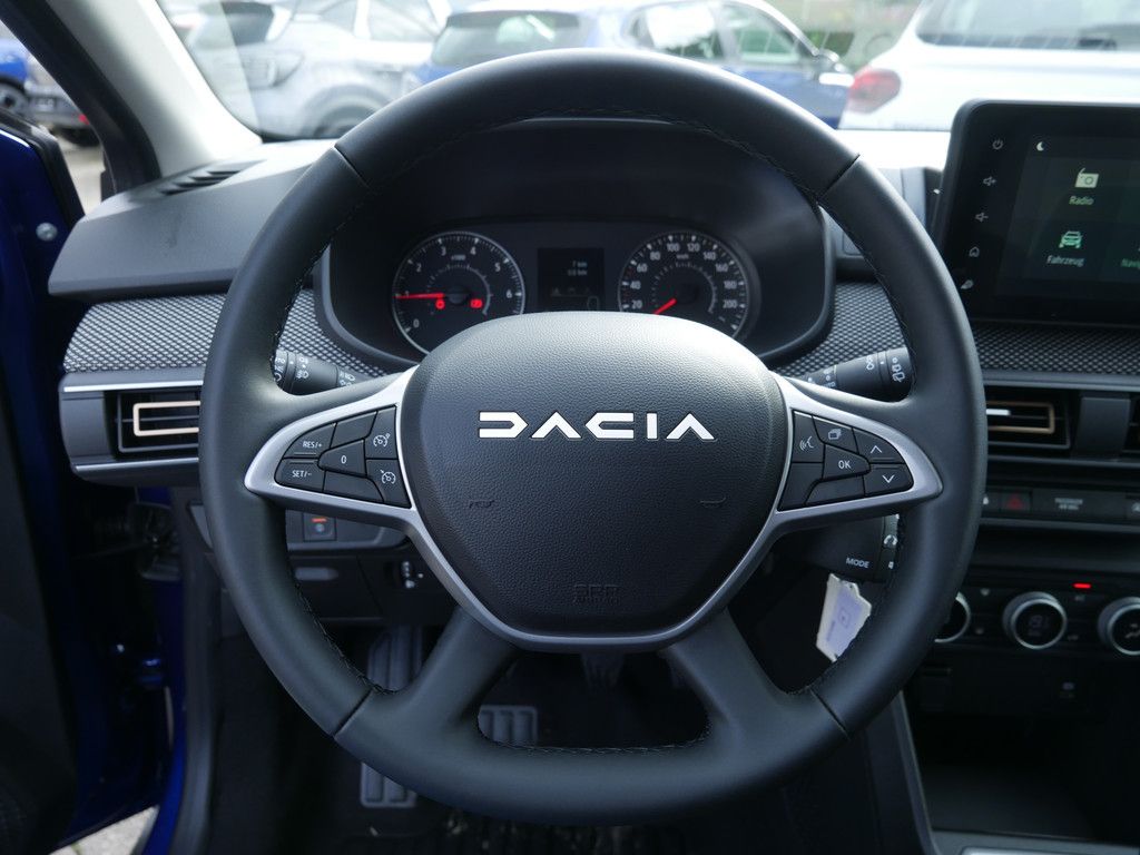 Fahrzeugabbildung Dacia Sandero Stepway Expression TCe 90