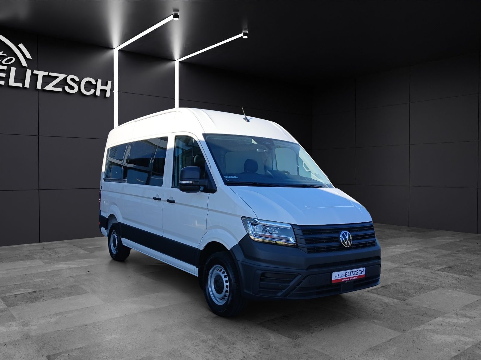 Fahrzeugabbildung Volkswagen Crafter Kasten TDI 130 kW MR 4 MOTION TLED RearV