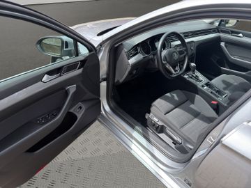Volkswagen Passat Variant - 9