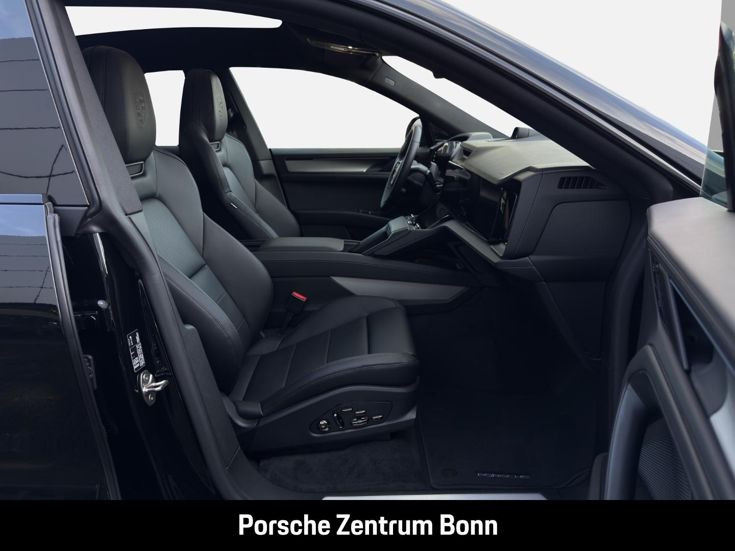Porsche Cayenne Coupe Electric HA-Lenkung Head-Up BOSE