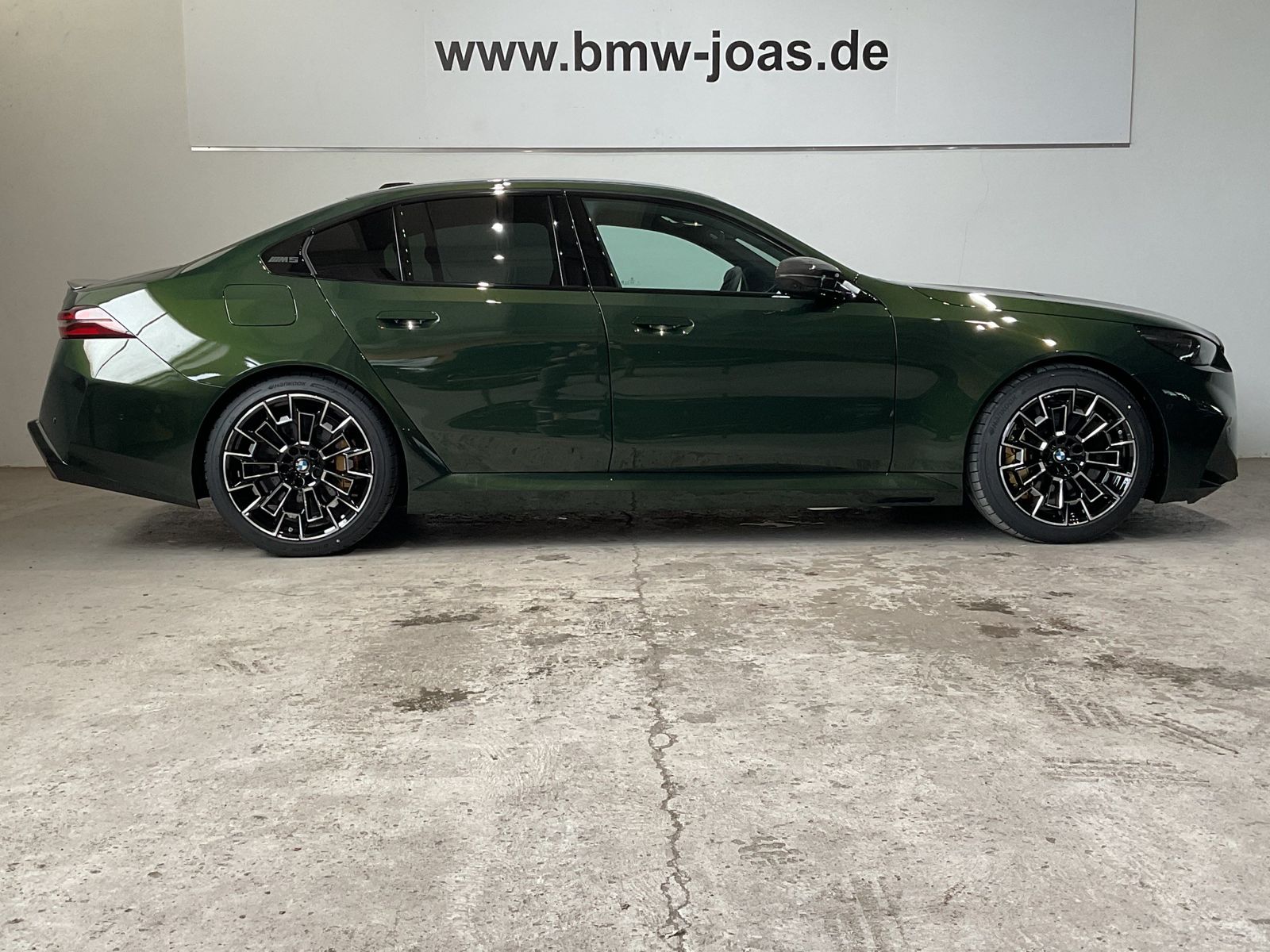 Fahrzeugabbildung BMW M5 Limousine *AHK *Sitzbelüftung *Komfortzugang