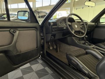 BMW 320i CABRIO VFL HARDTOP WINDSCHOTT 2.HAND