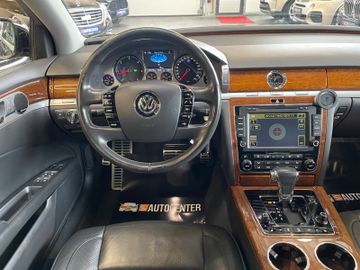 Volkswagen Phaeton V6 TDI 5-Sitzer 4Motion *AHK*NAVI*BI-XEN