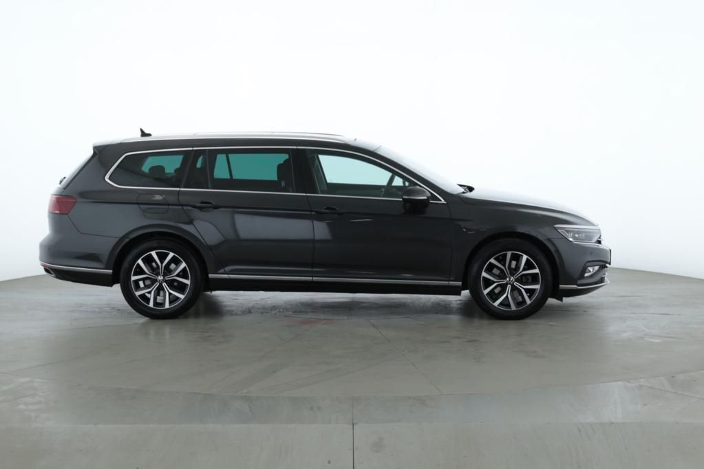 Volkswagen Passat Variant Elegance 2.0 TDI SCR Pano*PDC*RFK