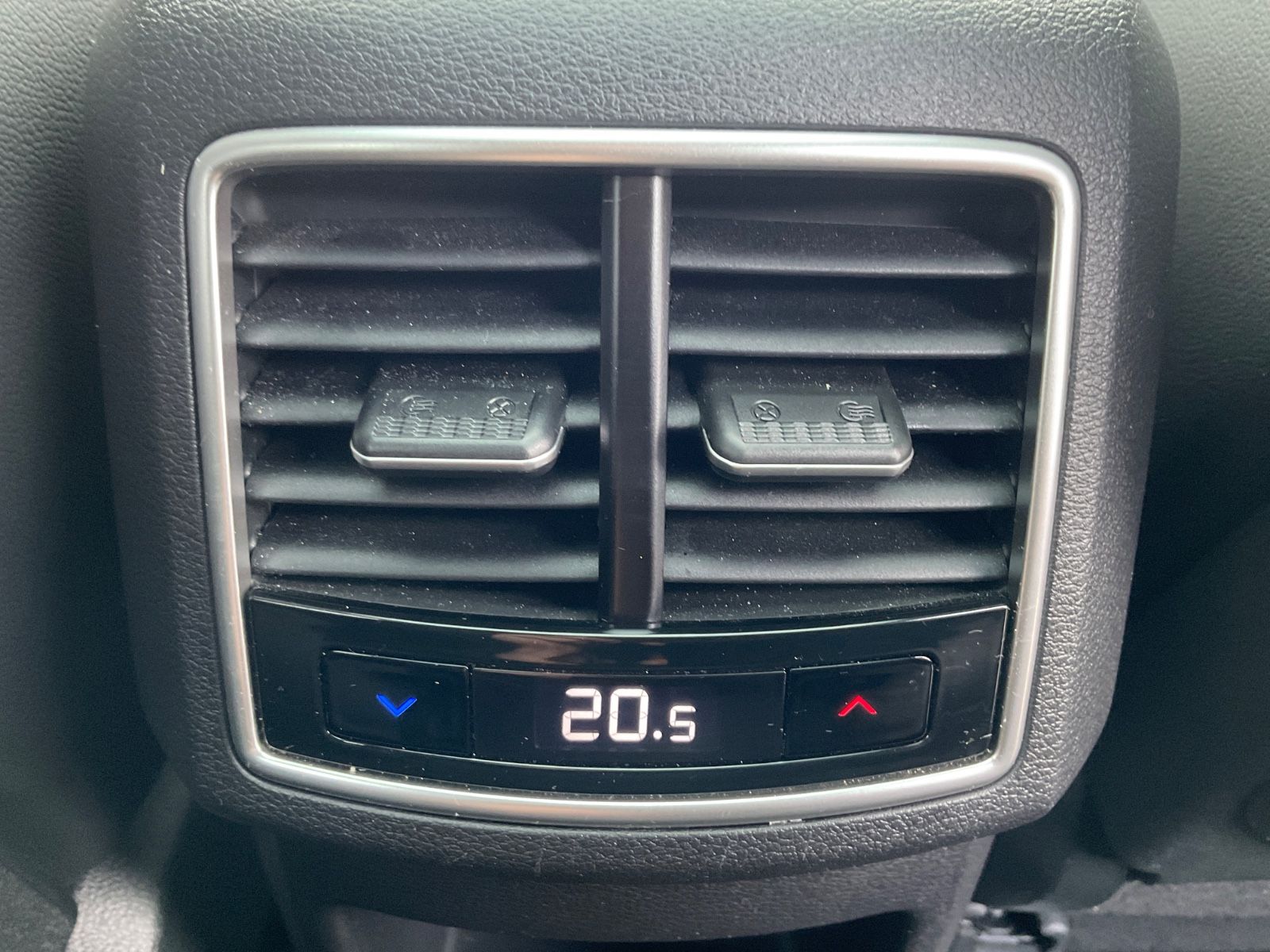 Fahrzeugabbildung Kia Sportage 1.6 CRDi GT-line,Panorama,Kamera,AHK,