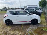 Suzuki Swift Basic - Suzuki Swift Basic mit Benzin-Antrieb