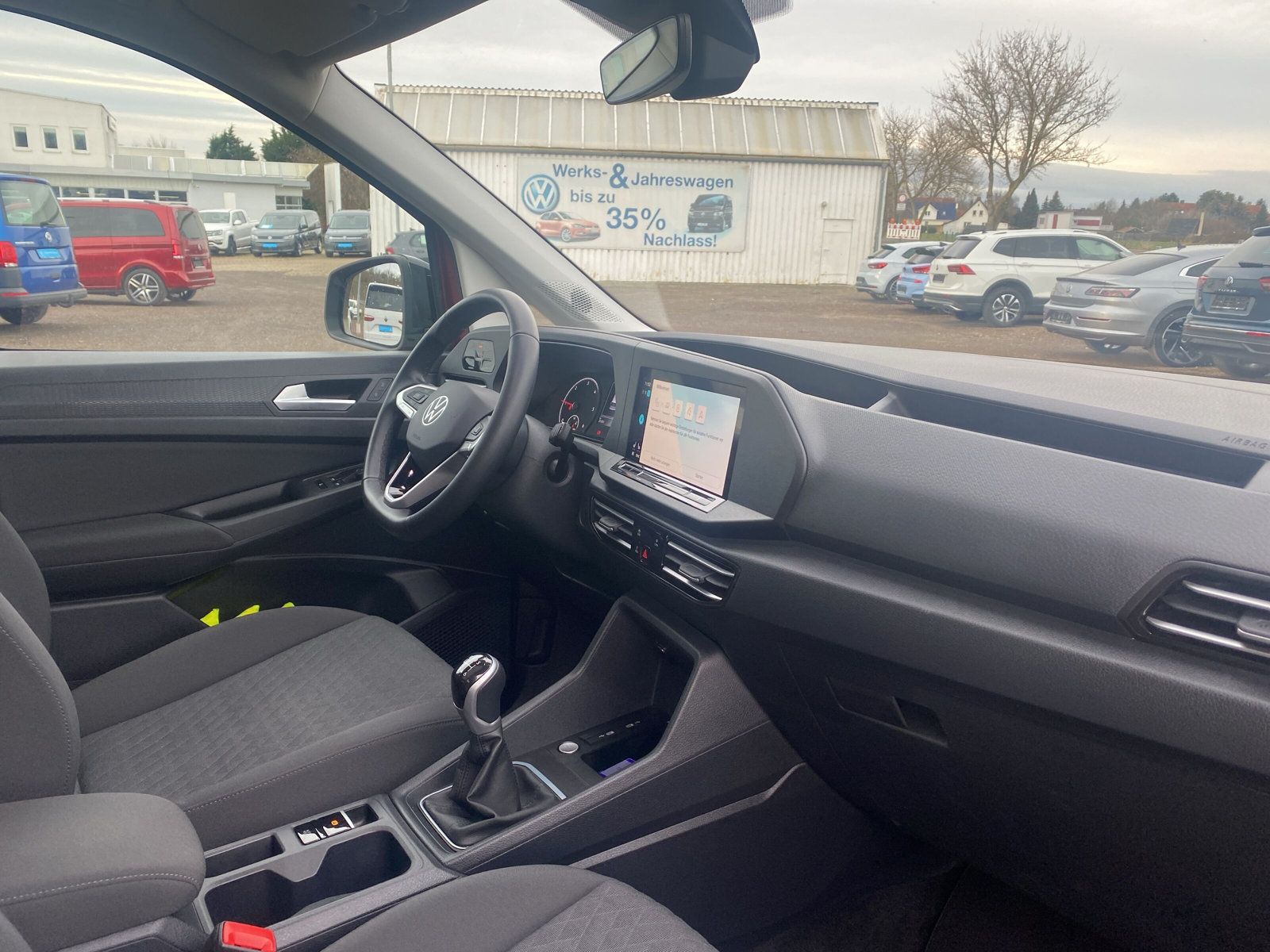 Fahrzeugabbildung Volkswagen Caddy 2.0 TDI Life NAVI KAMERA PANO ACC