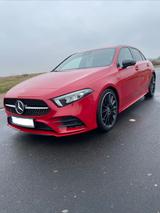 Mercedes-Benz A220d AMG Line Night Paket Keyless DCT 