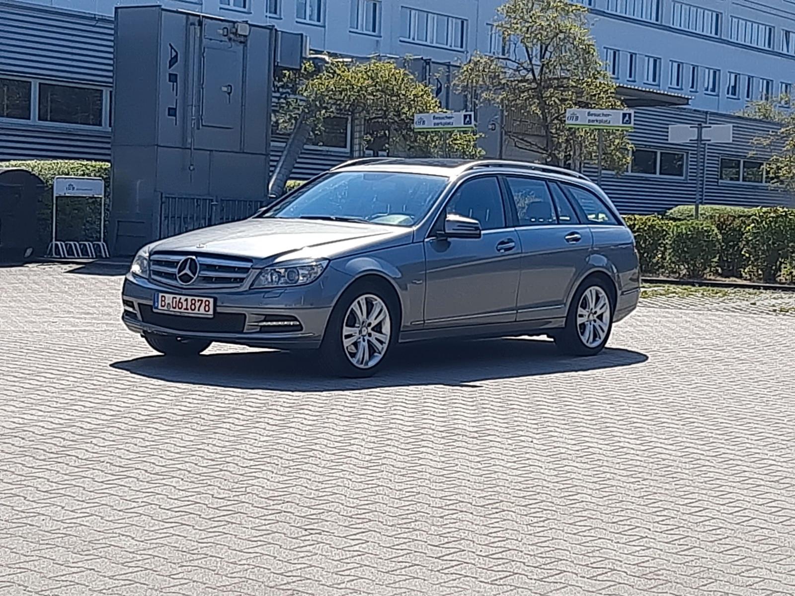 Mercedes-Benz C 200 CGI BlueEfficiency Sport Editio