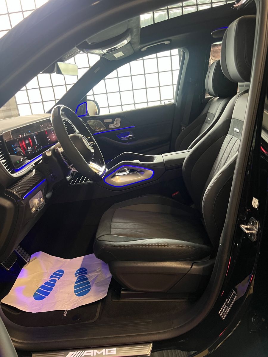 Fahrzeugabbildung Mercedes-Benz GLS 63 AMG 4 Matic*CARBON*3D BURMESTER*NEUWERTIG
