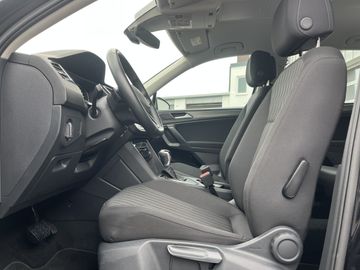 Volkswagen Tiguan Allspace - 12
