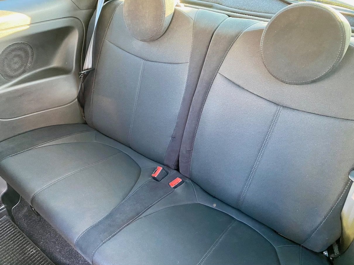 Fahrzeugabbildung Abarth 595 Pista AAC CARPLAY PDC L+R SENSOR