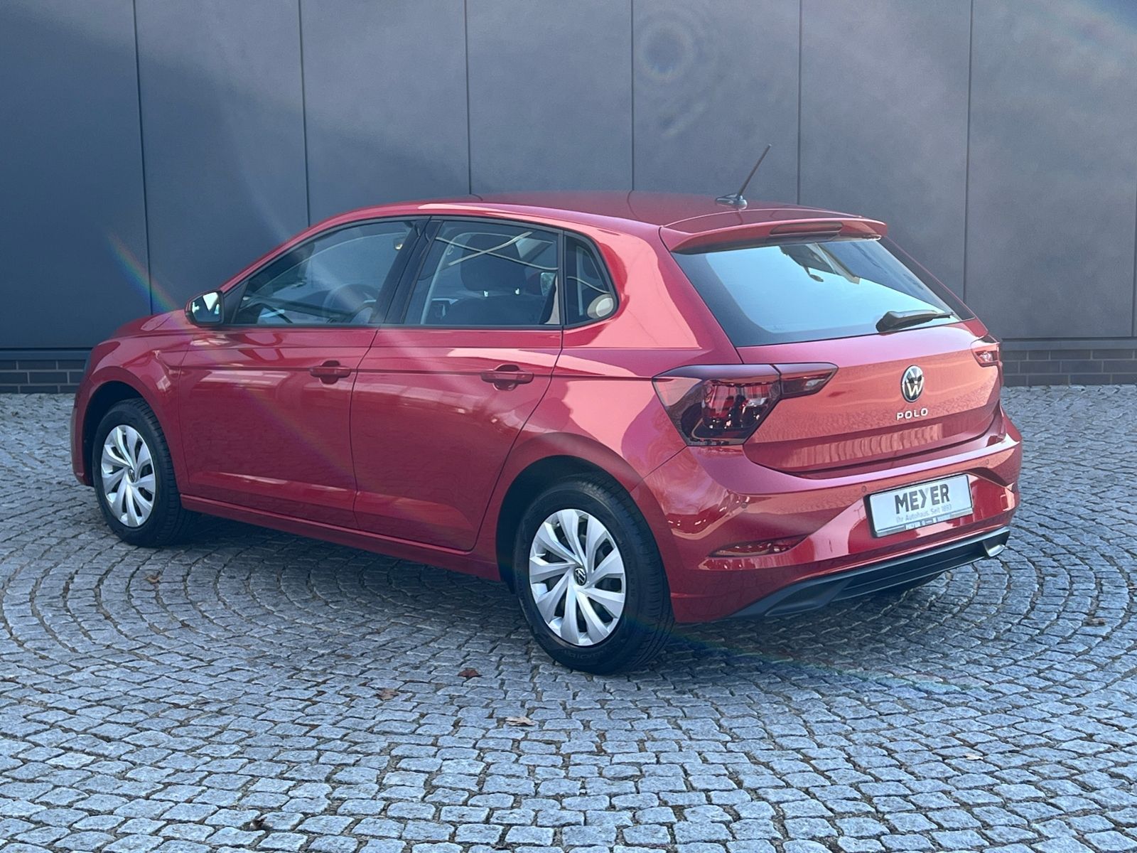 Fahrzeugabbildung Volkswagen Polo Life 1.0 MPI *LED, Climatronic, Sitzhzg., A