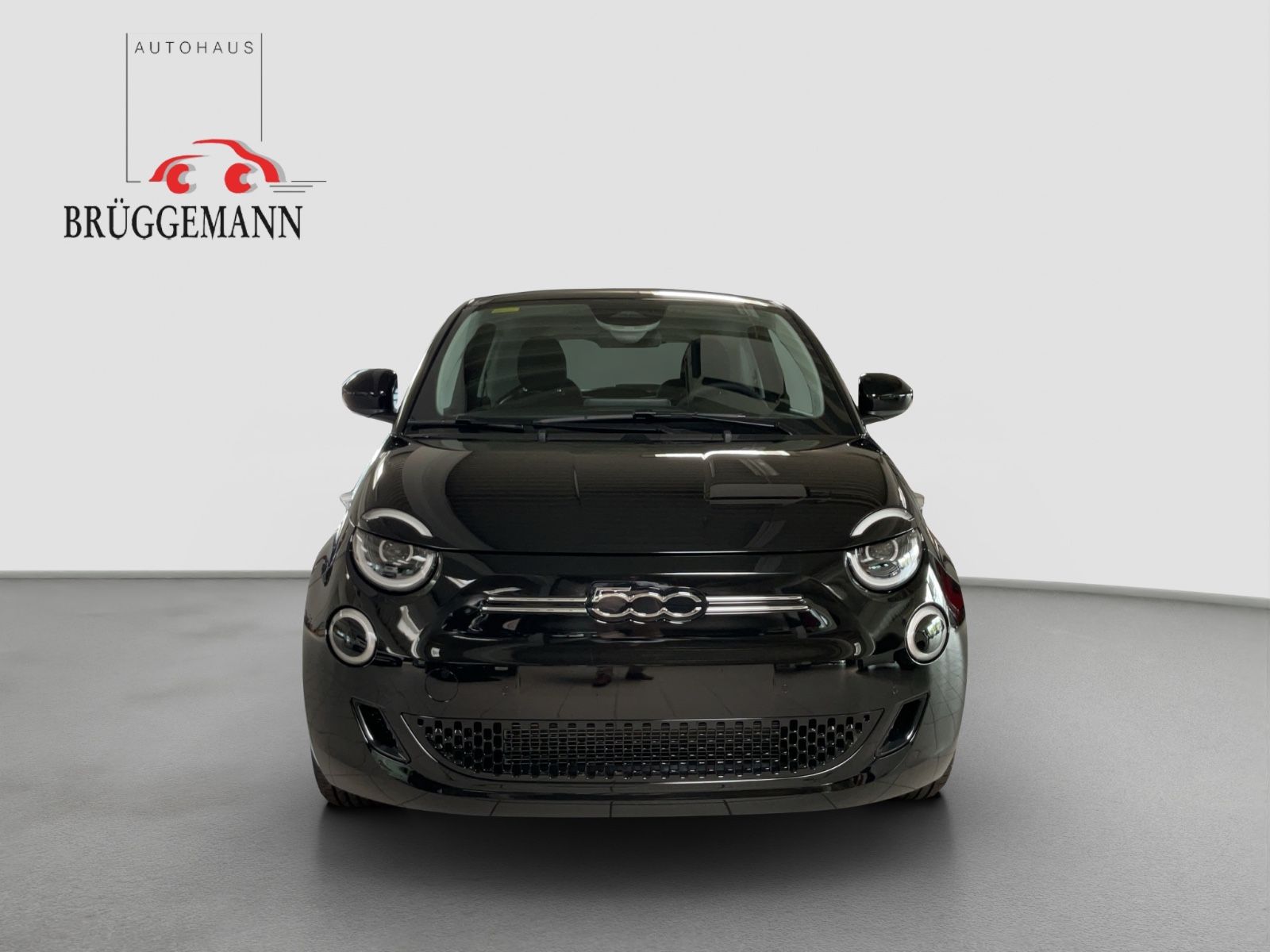 Fahrzeugabbildung Fiat 500e + Komfort Paket, Style Paket